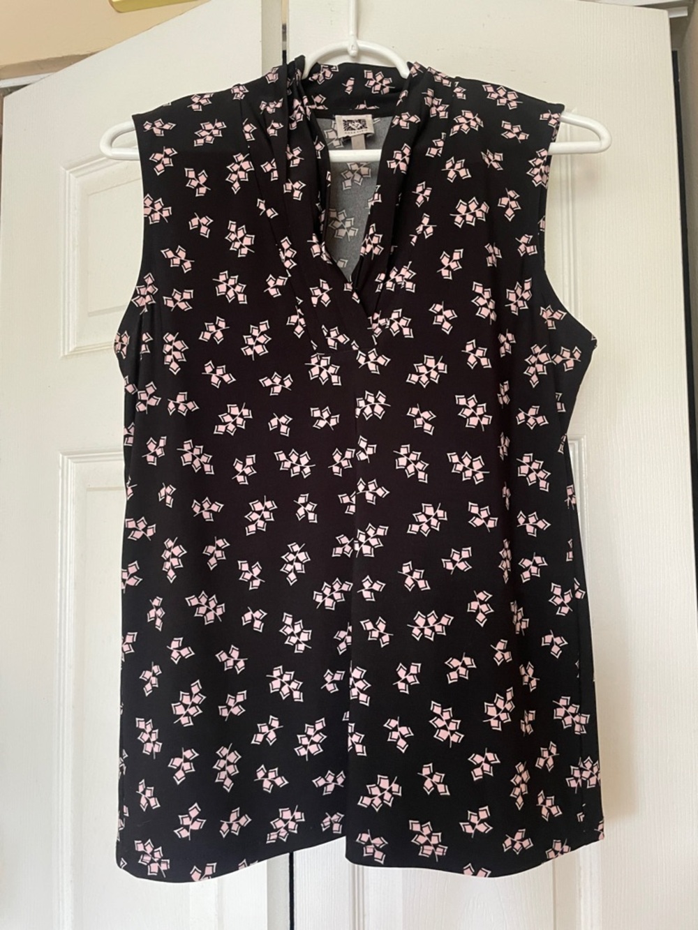 Anne Klein Black Sleeveless V-Neck Top with Pink Geometric Print